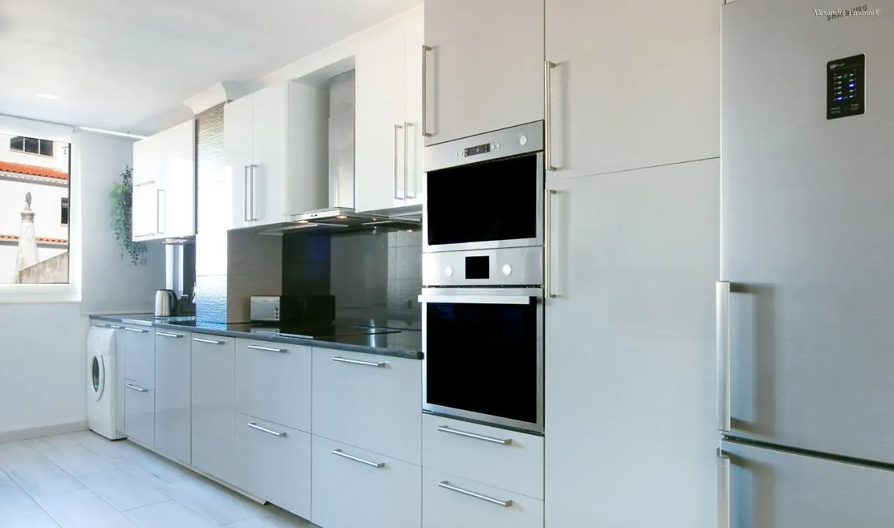B07 - Maria Vitoria Apartment In Lagos Center