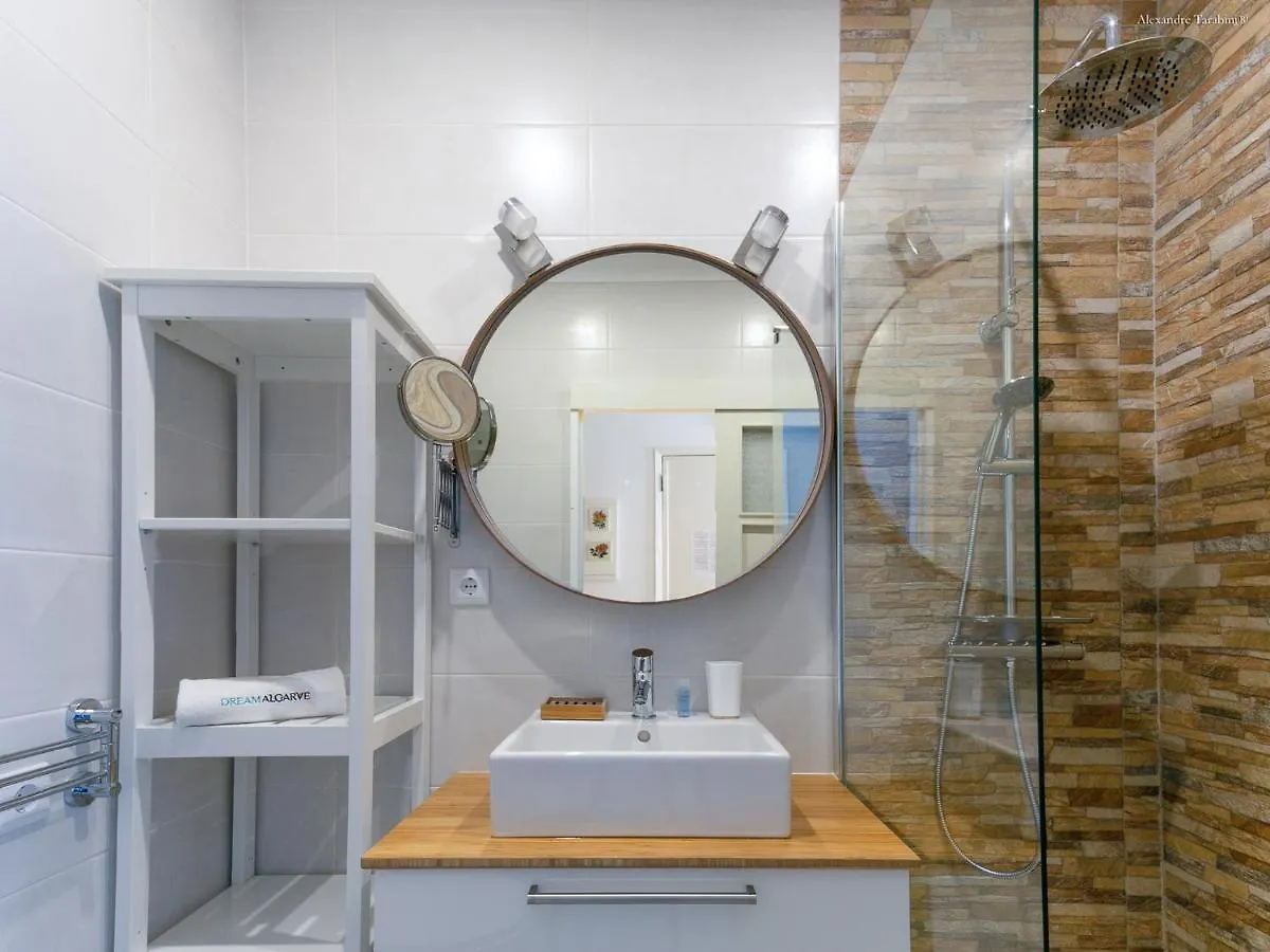B07 - Maria Vitoria Apartment In Lagos Center