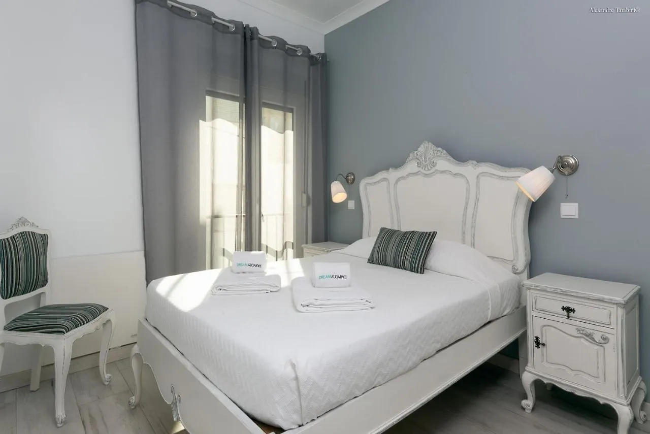 B07 - Maria Vitoria Apartment In Lagos Center